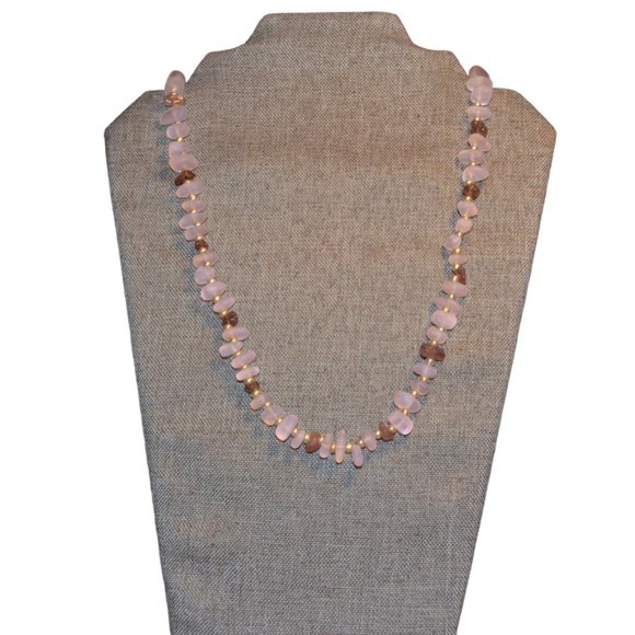 Handmade Necklace Pink Glass & Quartz Natural Stones Beads Elastic 10' in half - Picture 2 of 4